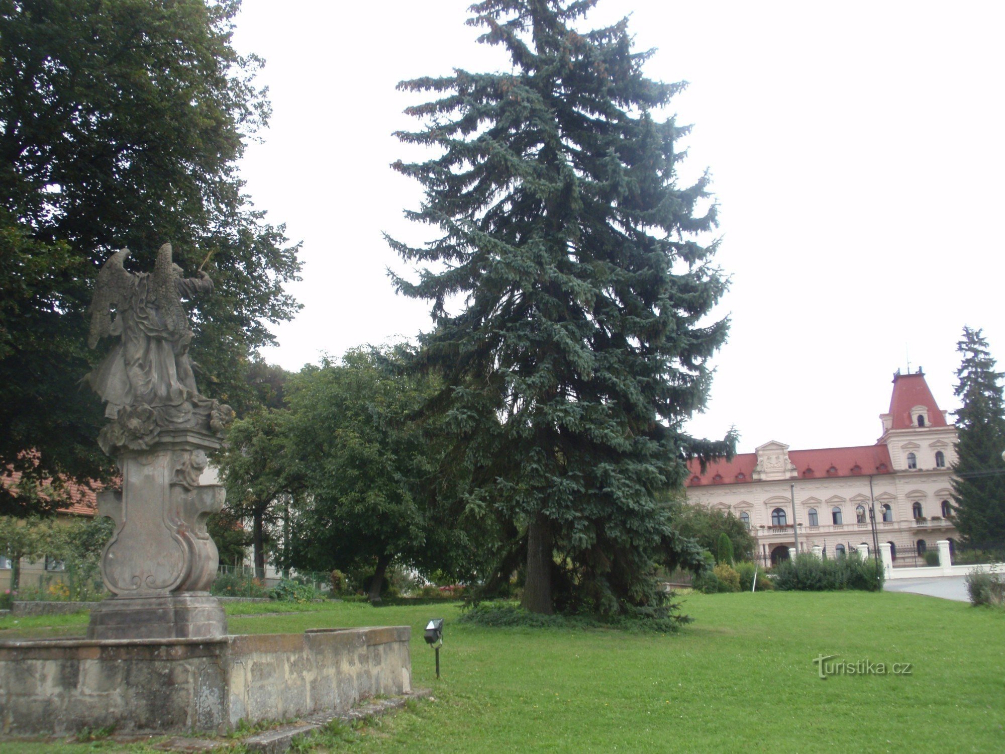 圣雕像Jan Nepomucký 在舍贝托夫