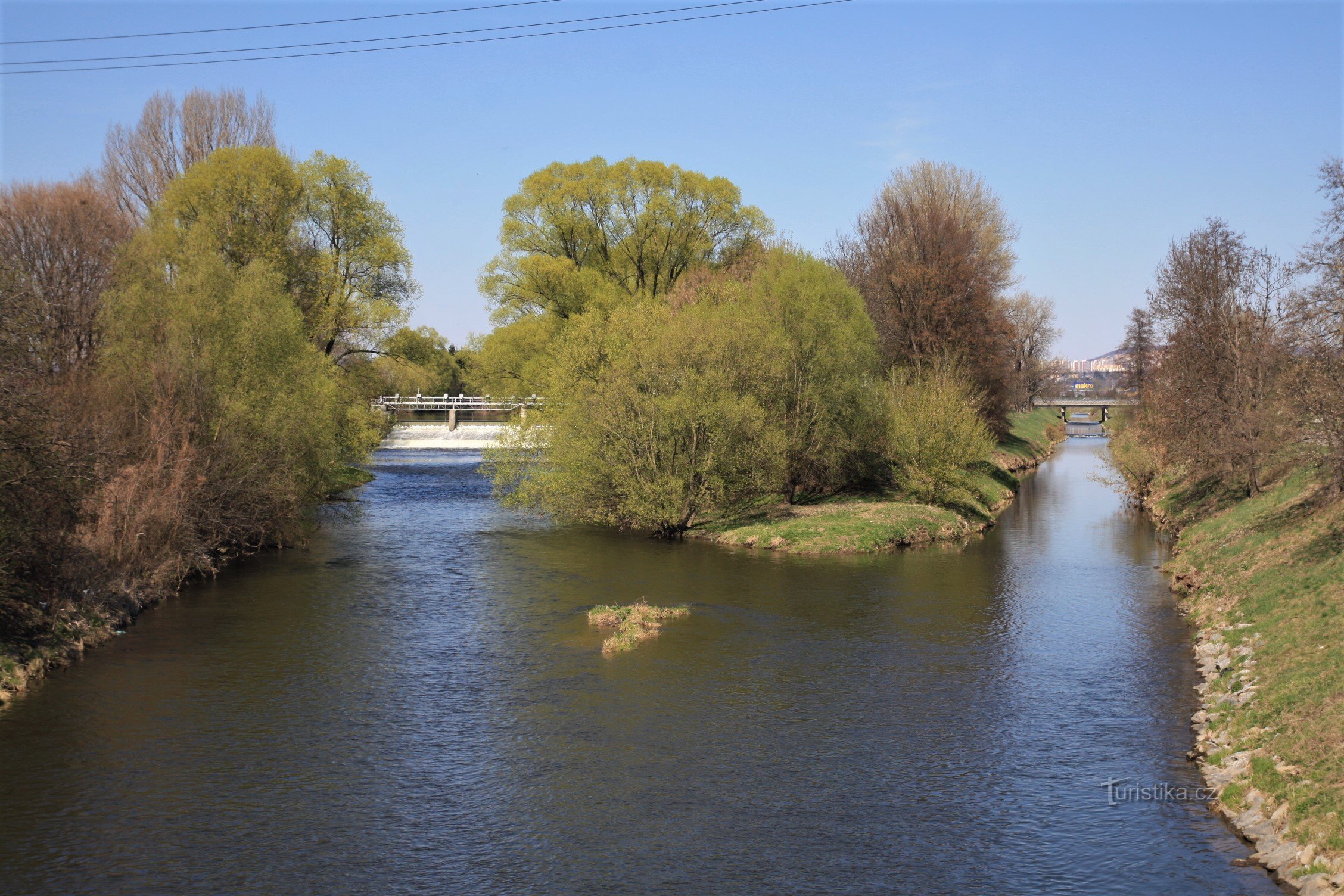 Zusammenfluss von Svratka und Svitava (Svratka links, Svitava rechts)