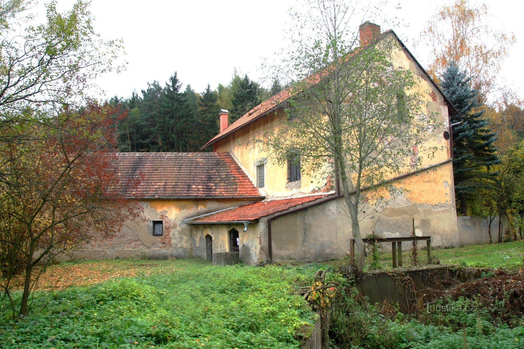 Un moulin brûlé