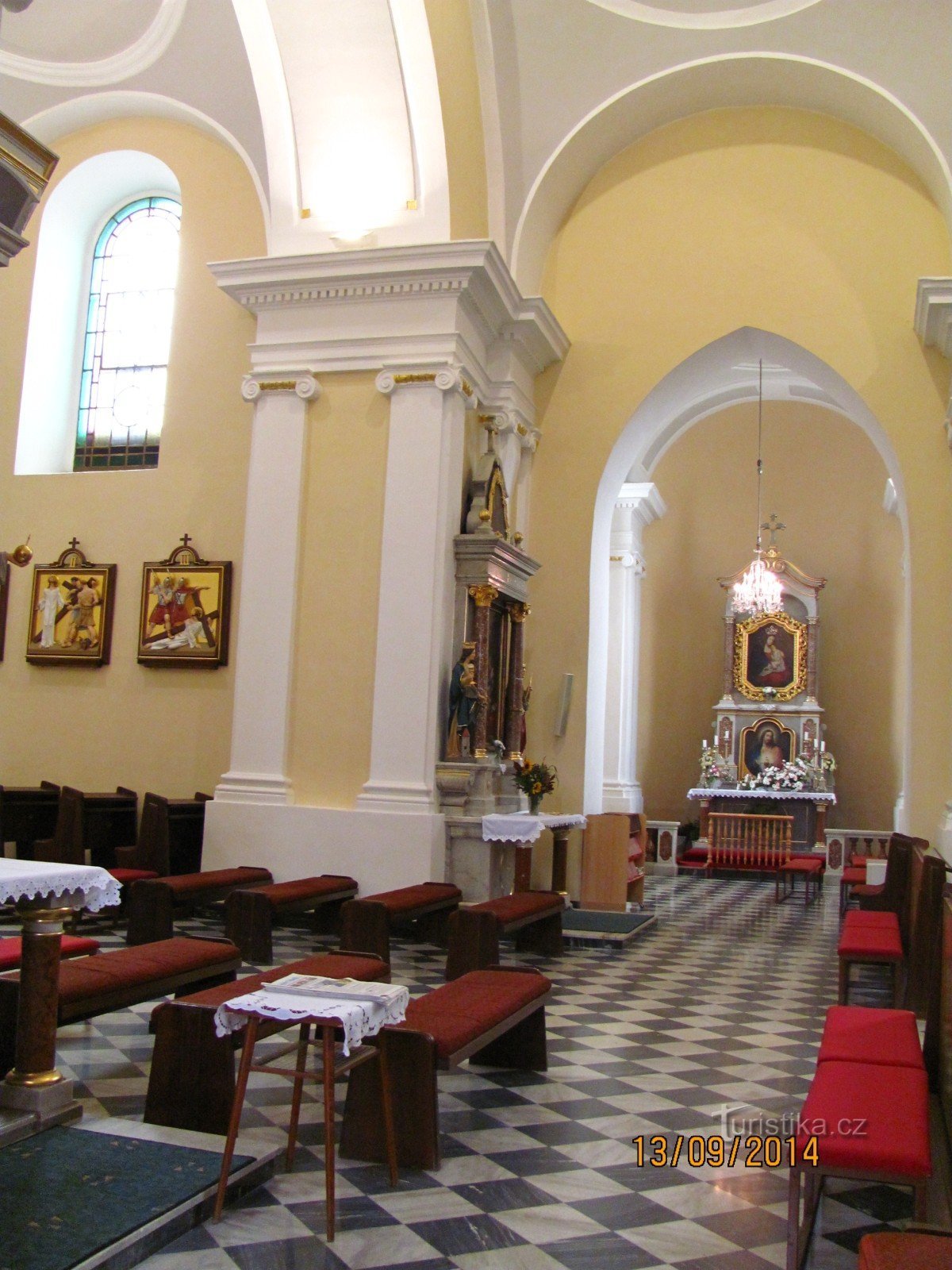 Een bijzonder circuit door het kasteel en de kerk van Frištát