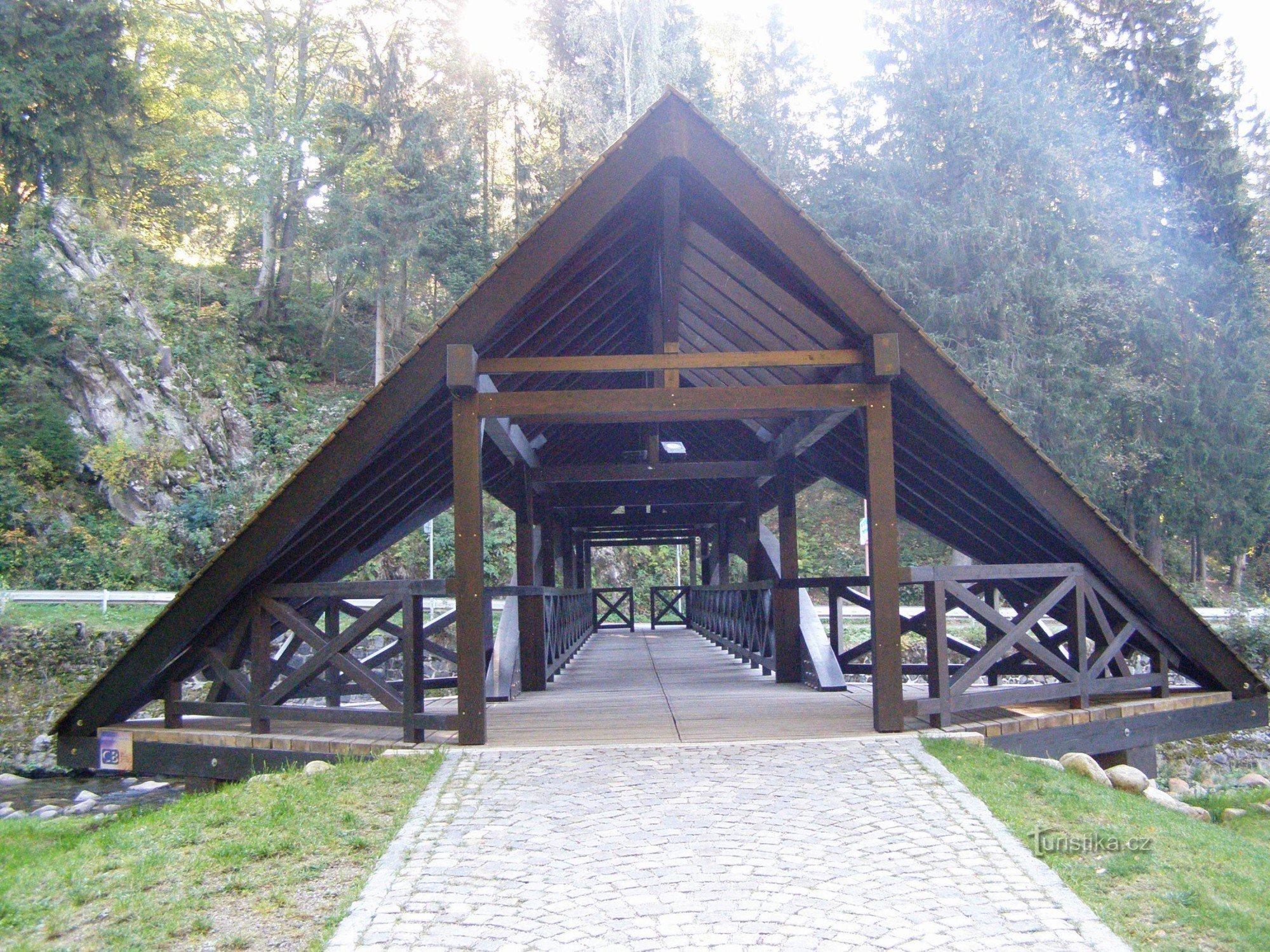 Špindlerův Mlýn - passerelle sur l'Elbe