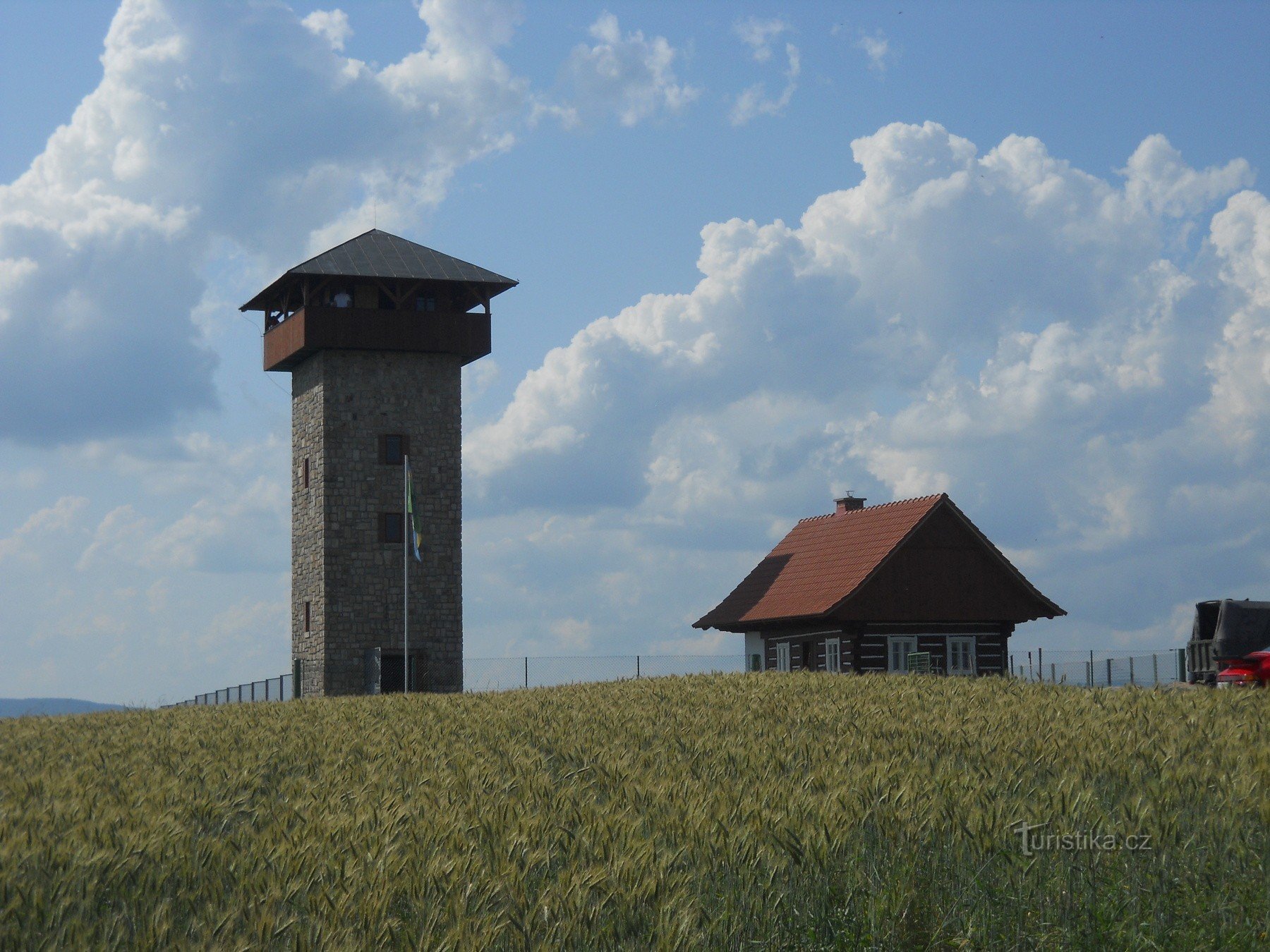 Splněný dětský sen - rozhledna U borovice