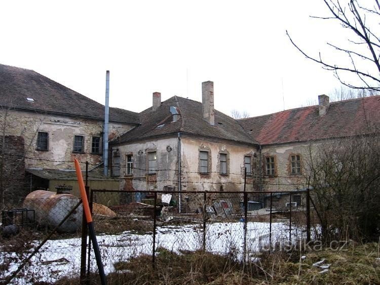 Collegamento di vecchio e nuovo castello: Rosice