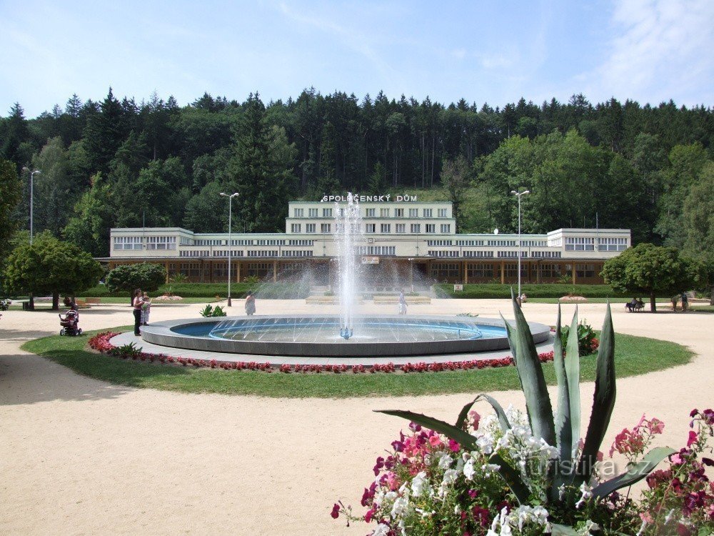 Casa comunitaria a Luhačovice