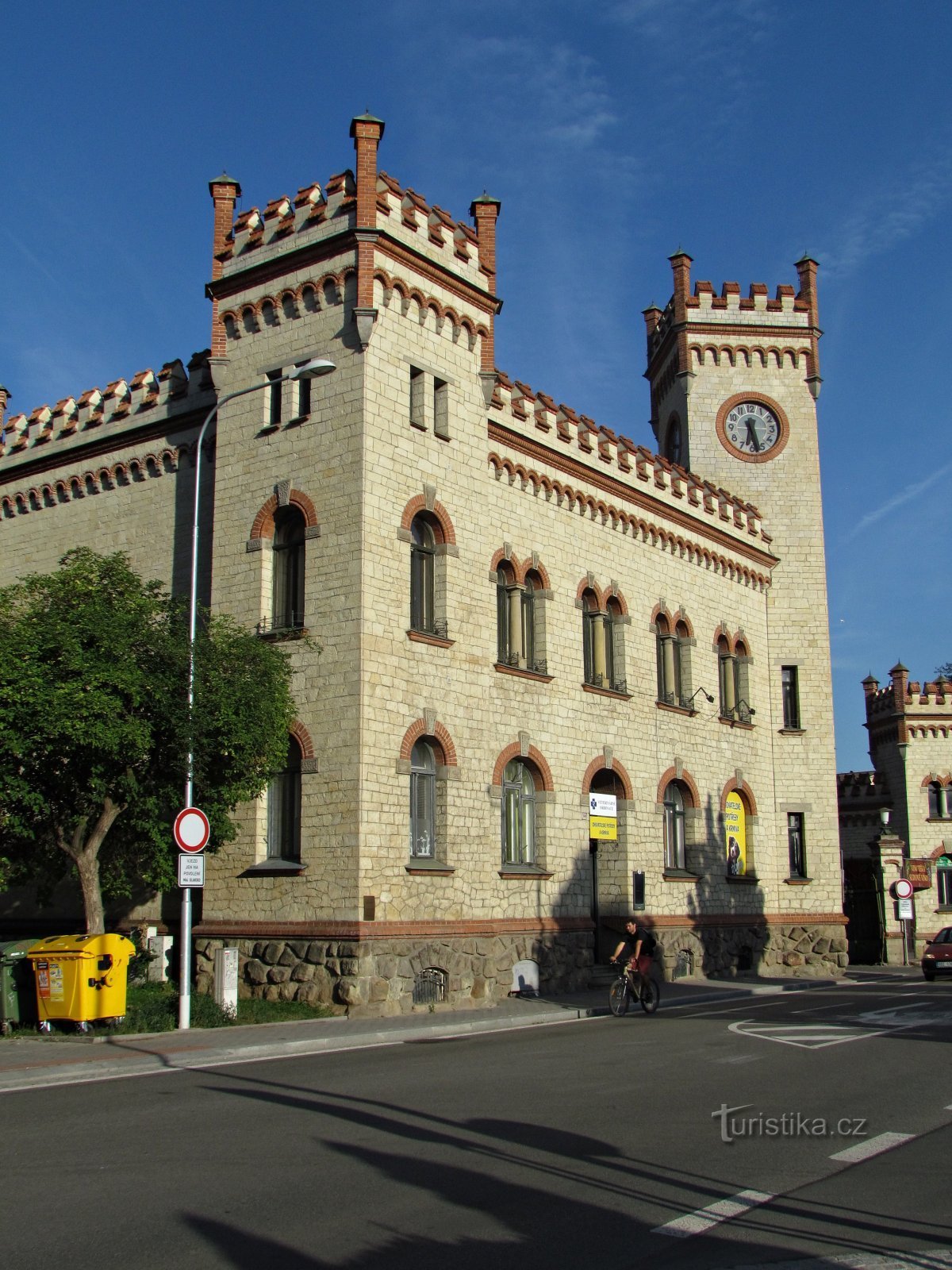 administration building of the Ježek company