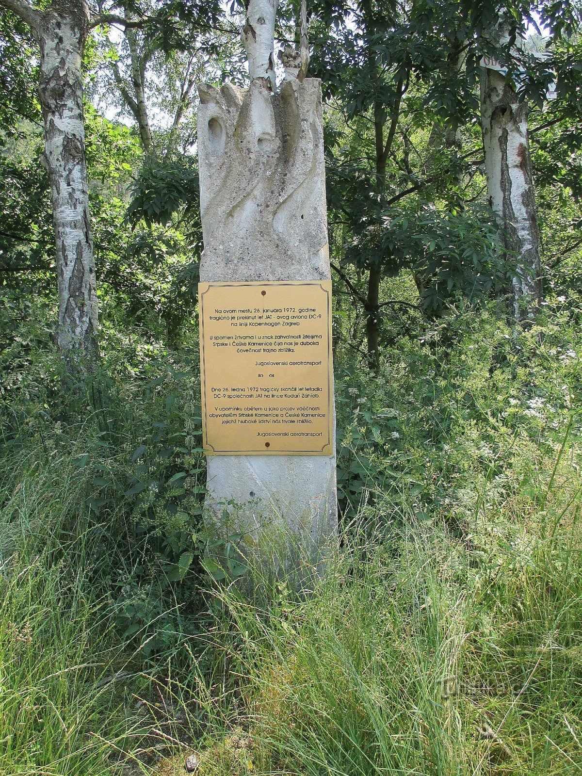 Srbská Kamenice - monumento ao acidente de avião DC-9