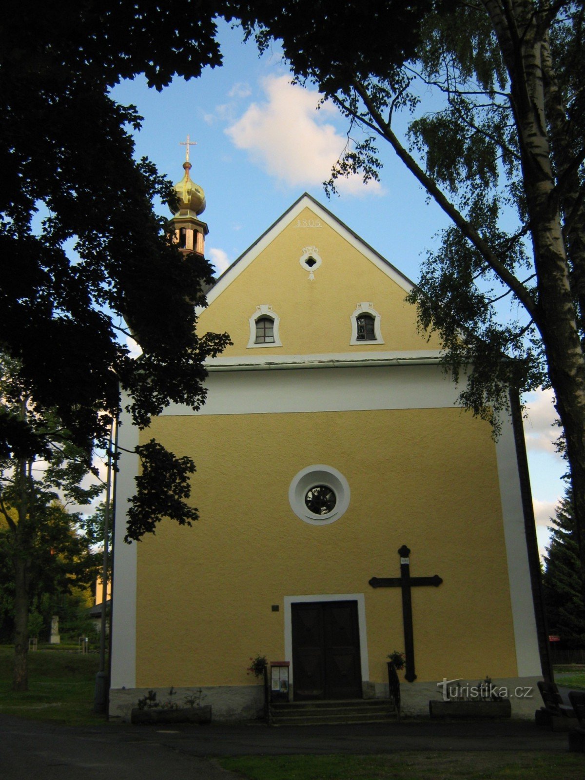 Srni - Kirche St. Dreieinigkeit