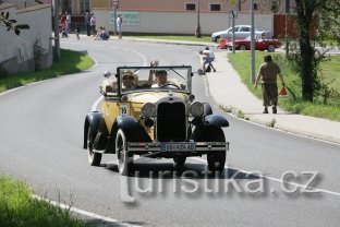 Серпень Святковий і VII. Ралі ветеранів Кутна Гора