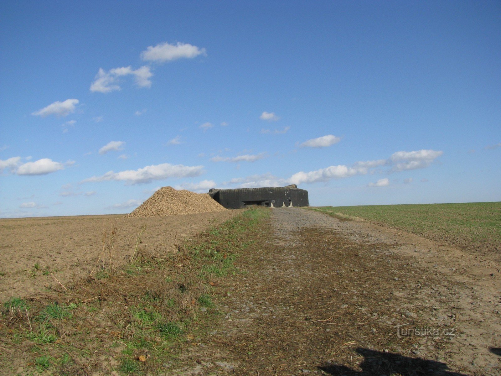 Cabane en rondins OP-S 25 "trigonomètre U"