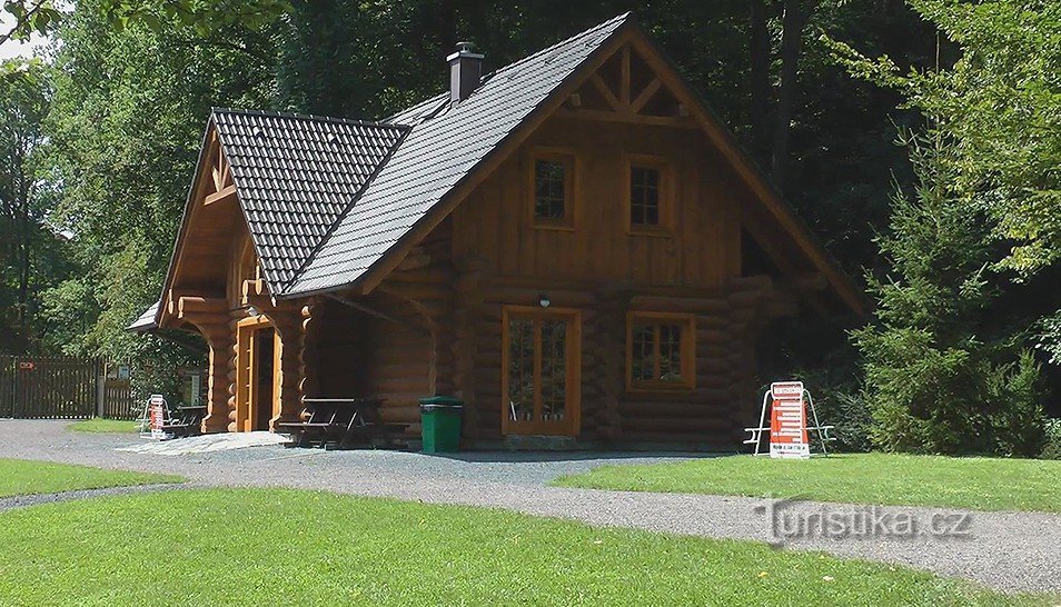 Cabin with refreshments