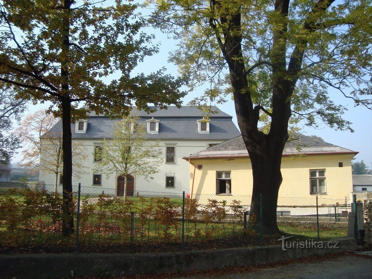 Štáblovice-castle with an English park-Photo: Ulrych Mir.