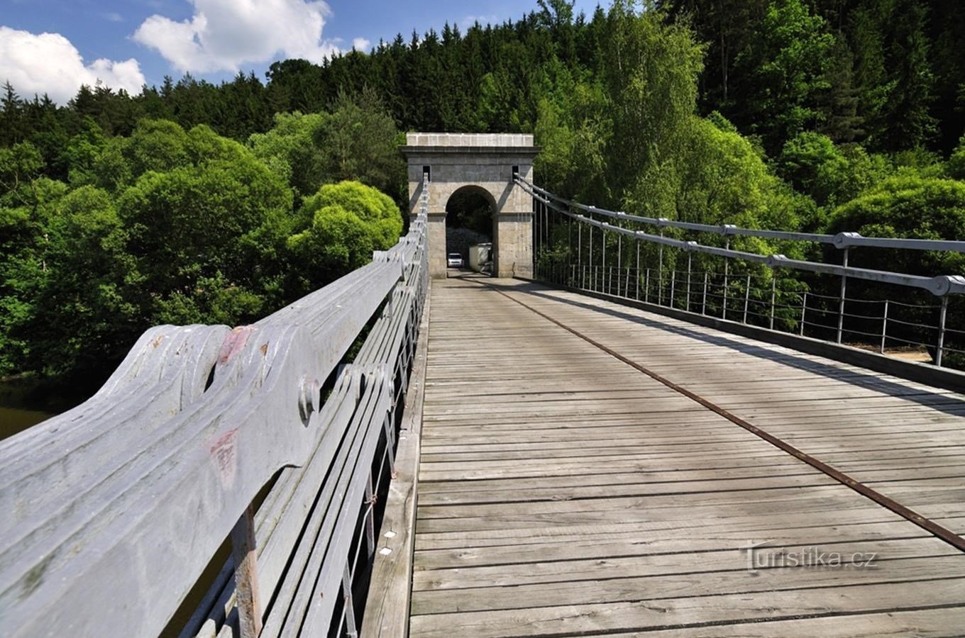 Toulava farm bridge