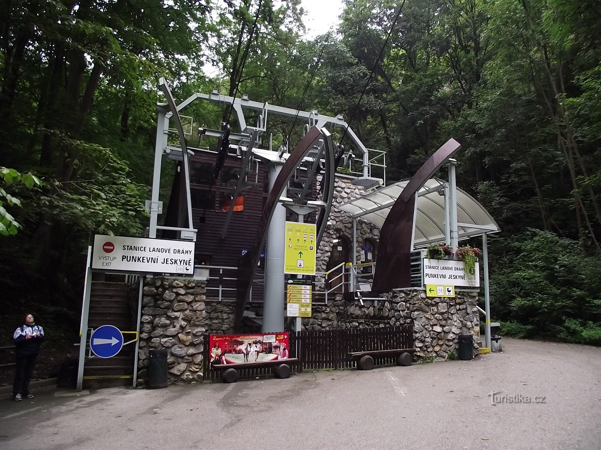 Cable car station