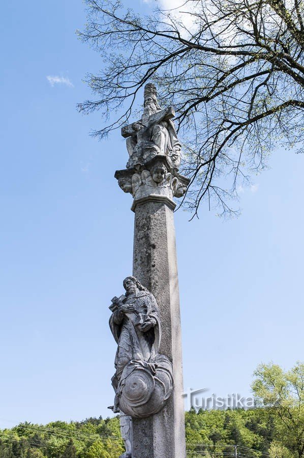 Stará Červená Voda - column of the Holy Trinity