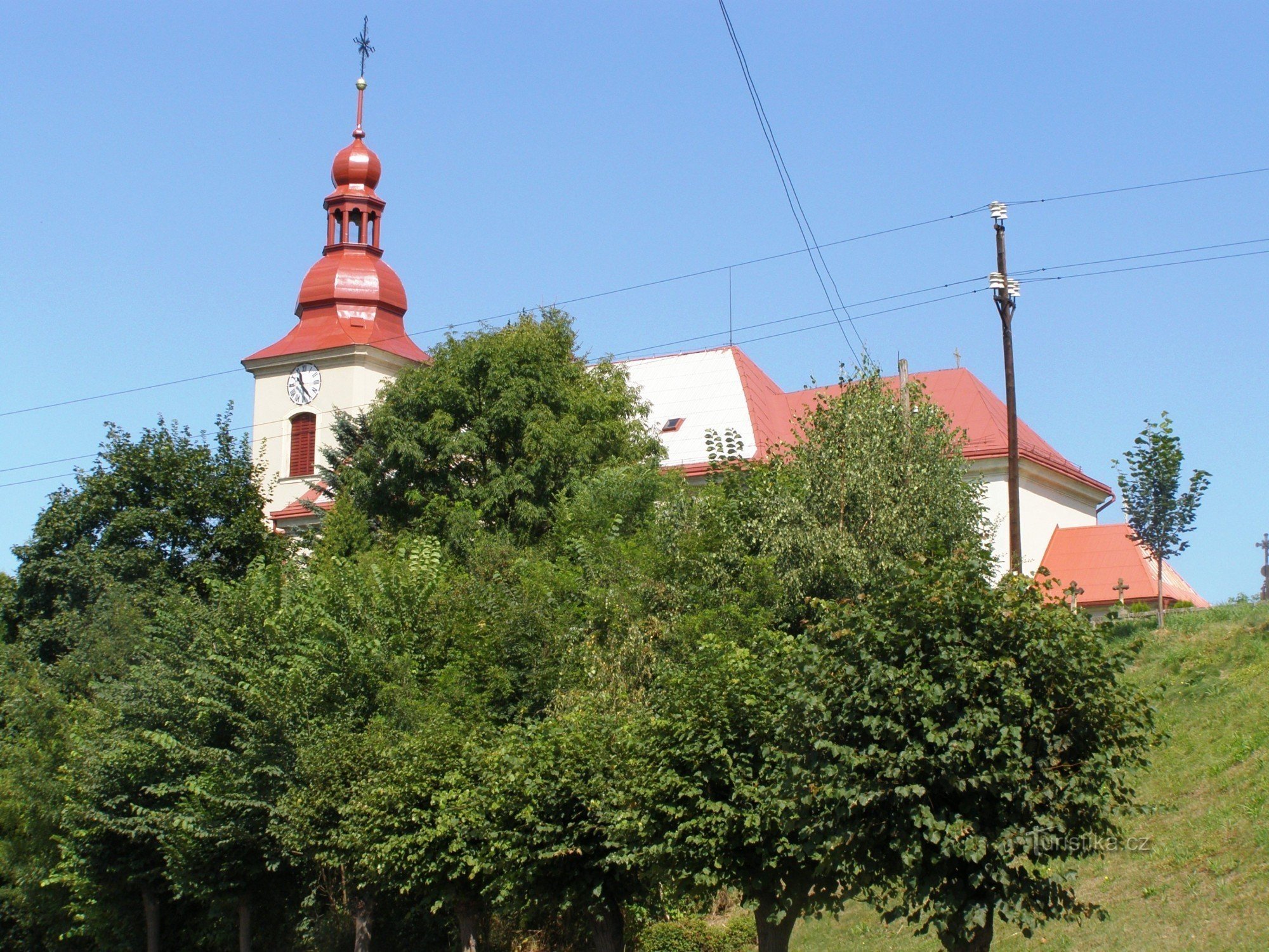 Stará Paka - kerk van St. Laurentius