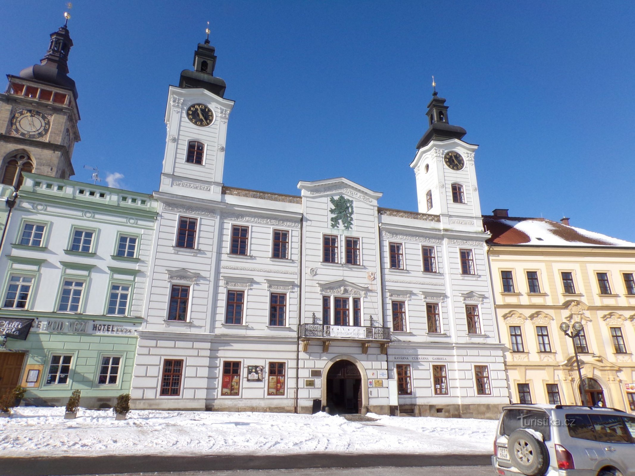 Stará radnice čp. 1 na Velkém náměstí (Hradec Králové, 12.2.2021)