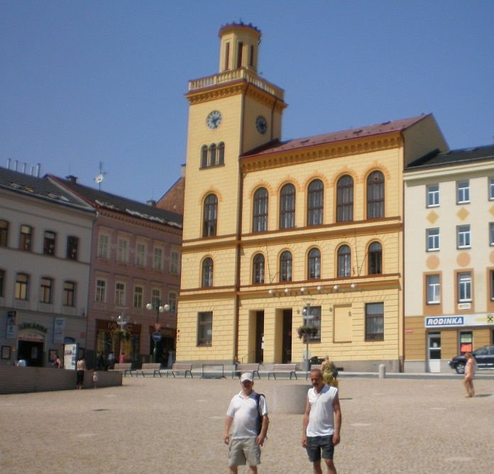 Ancien hôtel de ville - bibliothèque