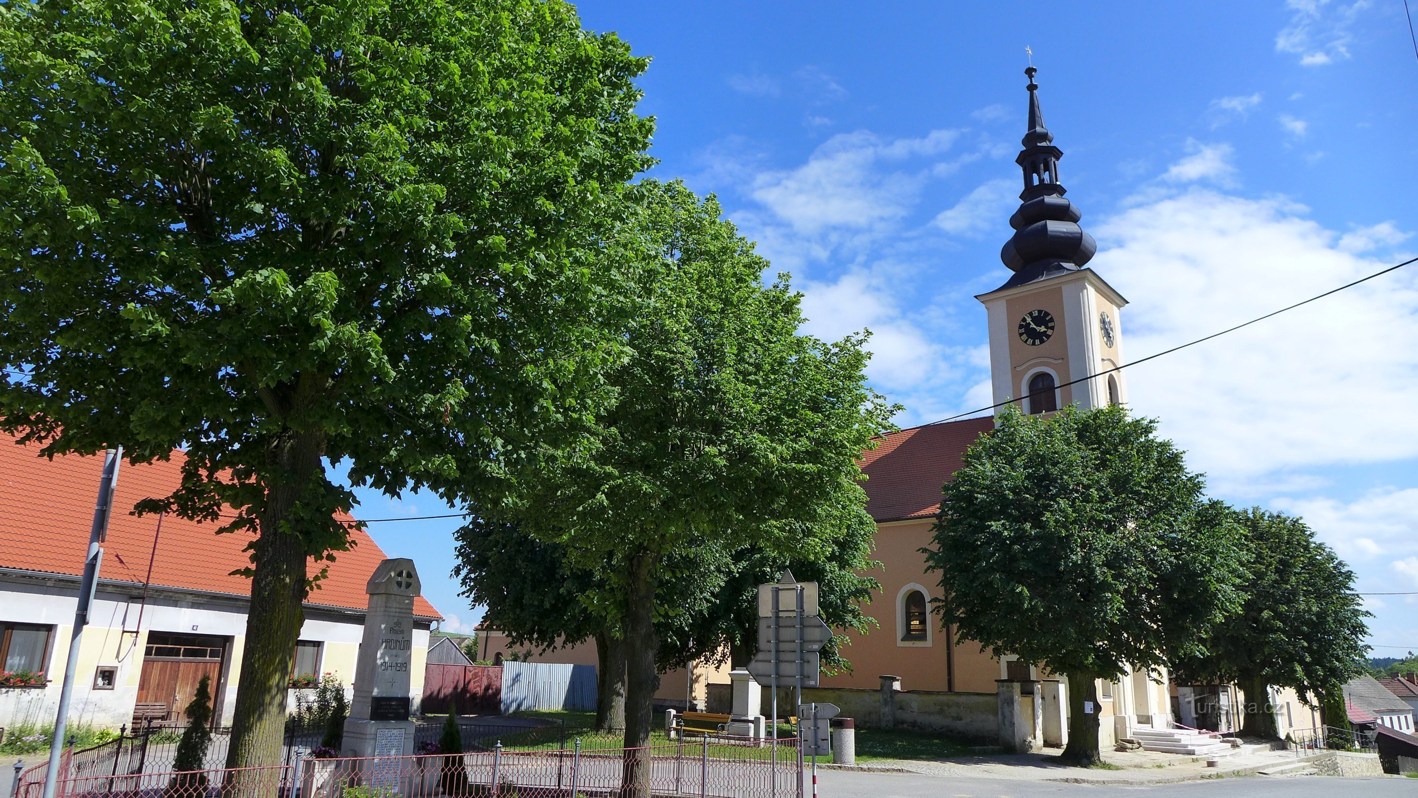 Stará Riše - Nhà thờ các vị thánh