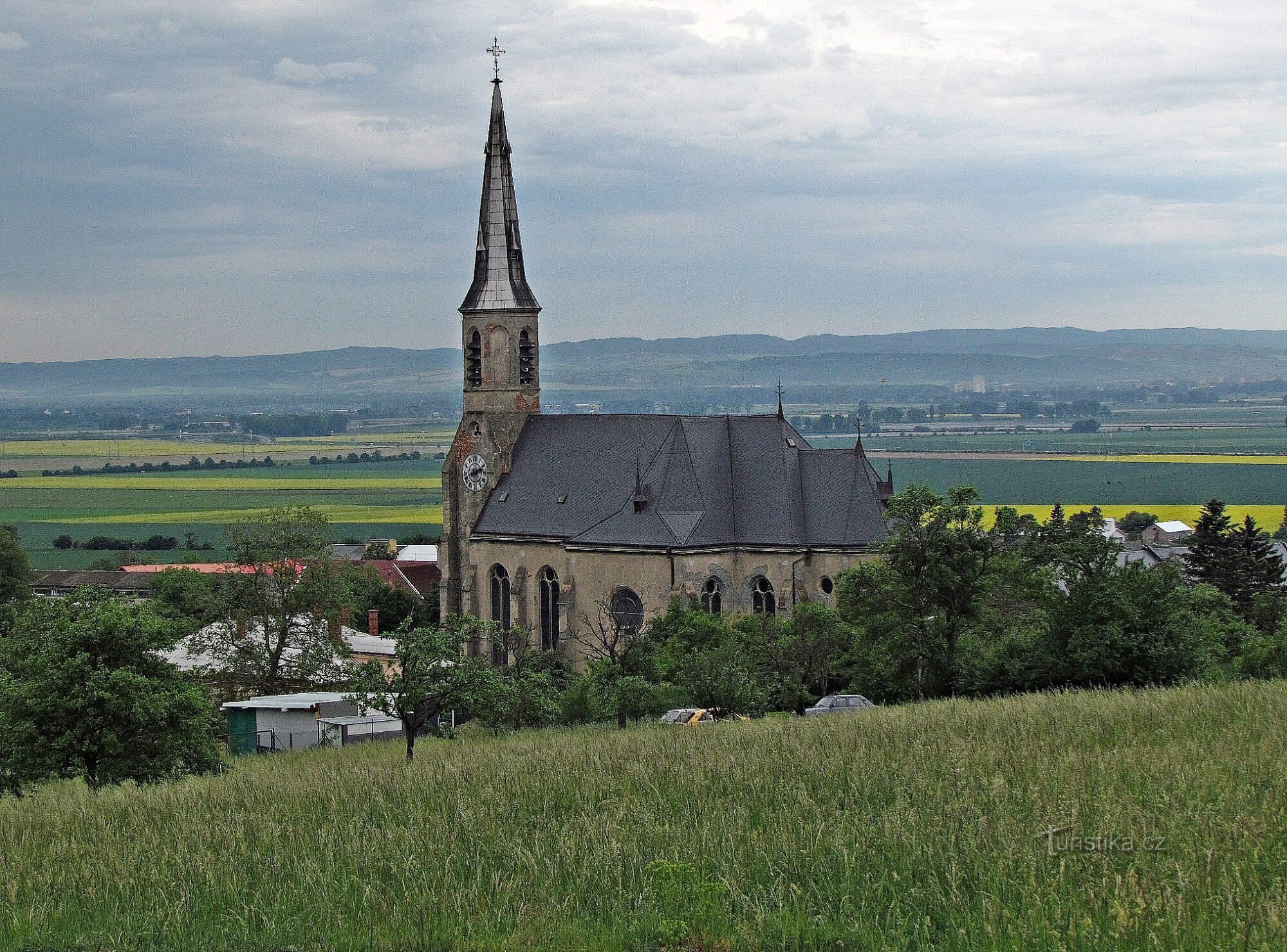 Stará Ves - Iglesia de la Asunción de la Virgen María