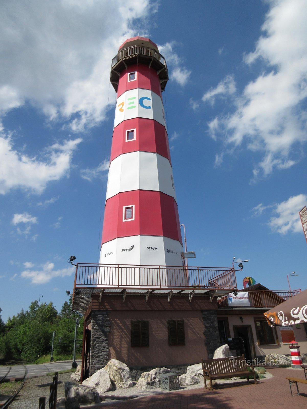 A Cidade Velha e o farol de Šrotík