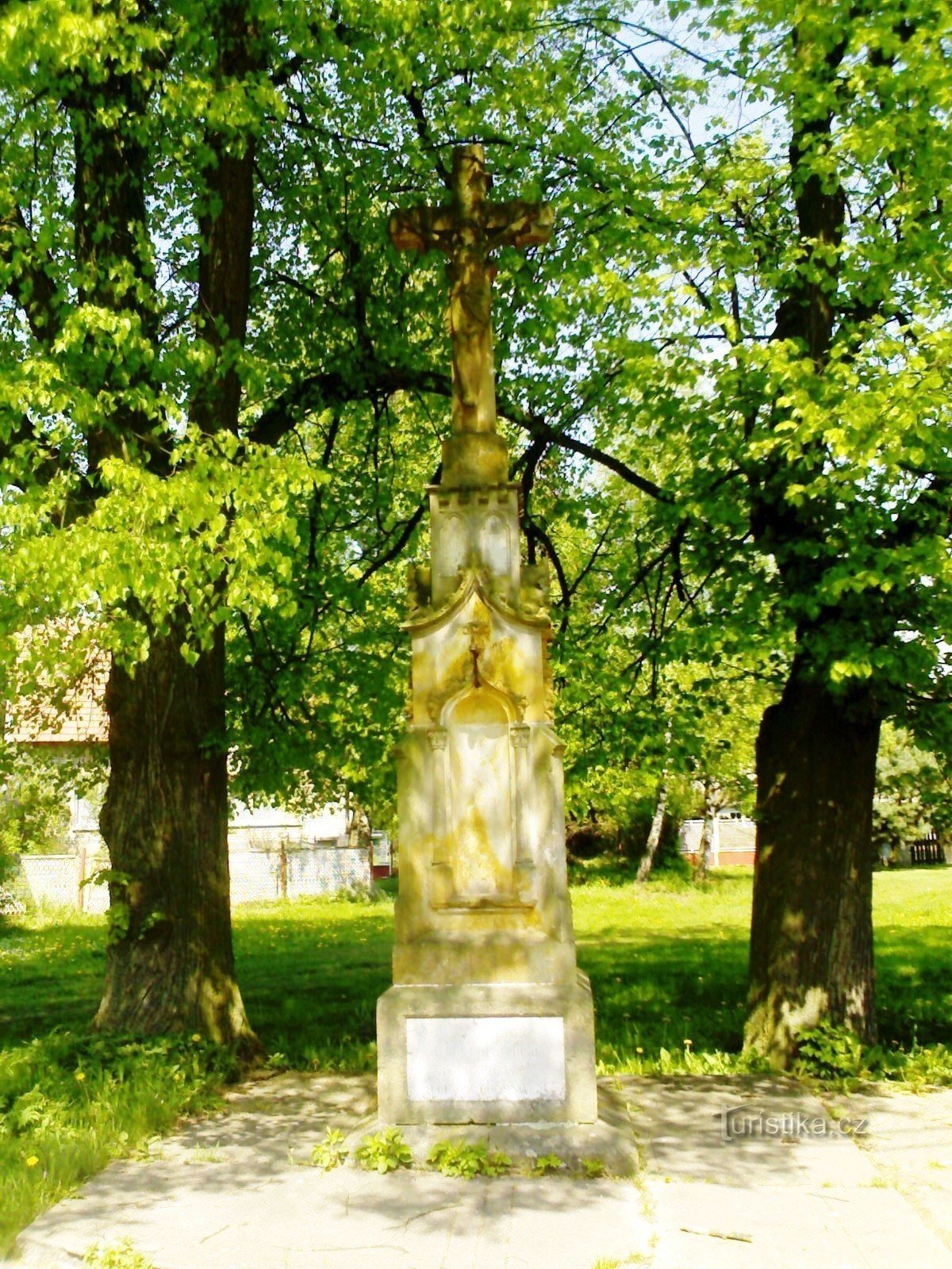 Staré Smrkovice - keresztre feszített emlékmű