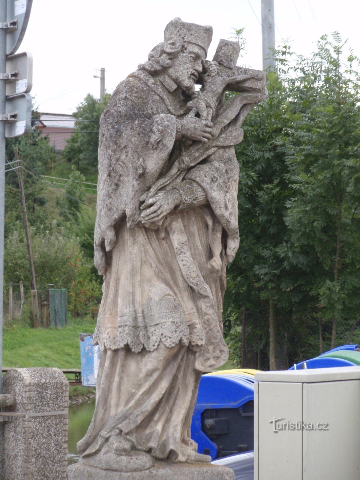 Öreg ember - Szent szobor. Jan Nepomucký
