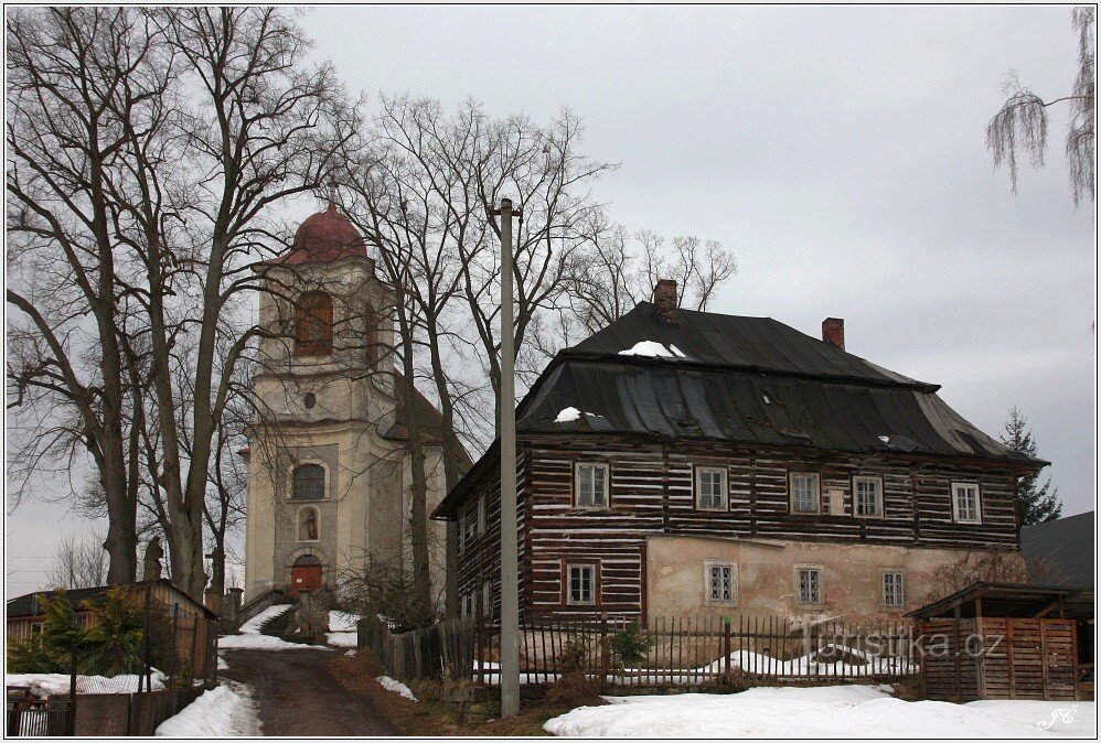 Stárkov, kostel sv. Josefa, fara