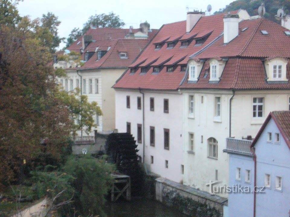 Torres das pontes Staroměstská e Malostranská