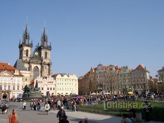 Place de la Vieille Ville 009