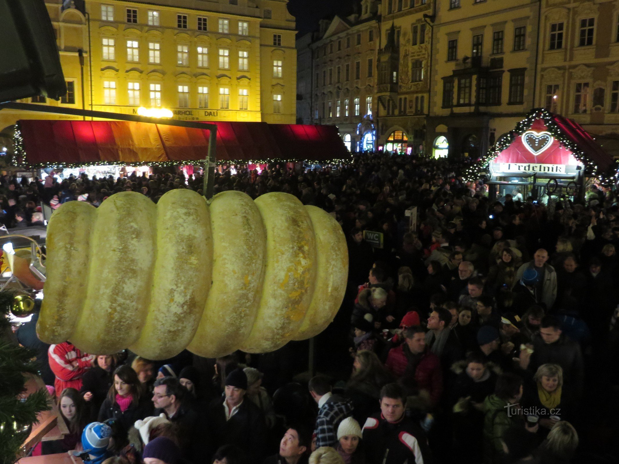 Quảng trường phố cổ Prague