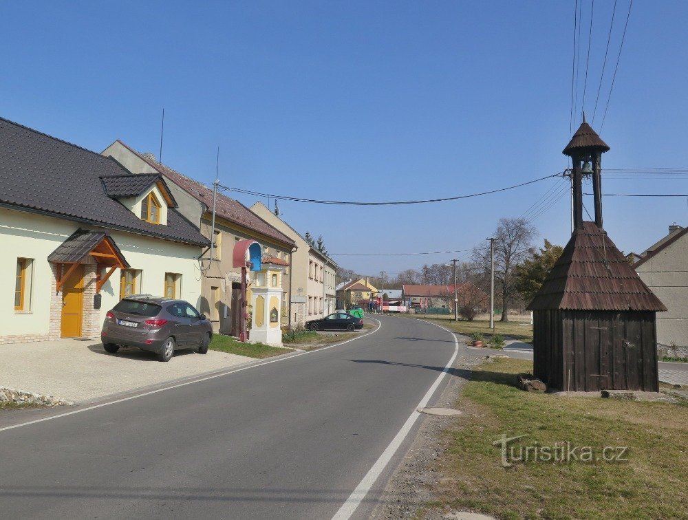 start in the center of Lhota nad Moravou