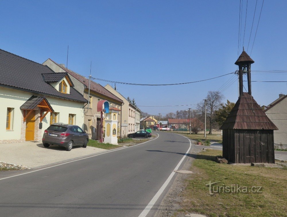 старт в центре Лготы-над-Моравой