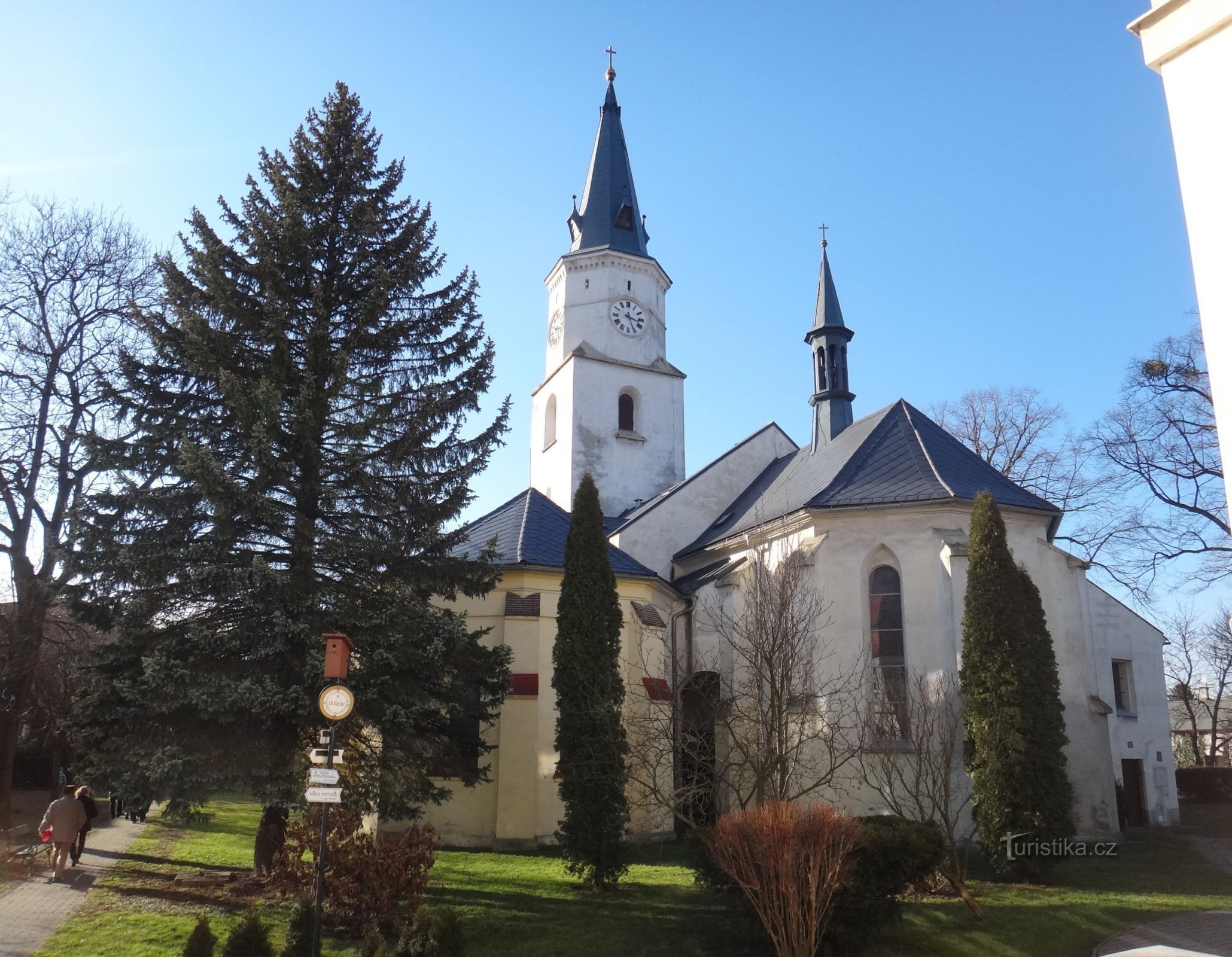 Alte Kirche der Geburt der Jungfrau Maria von Bohumín Rückansicht