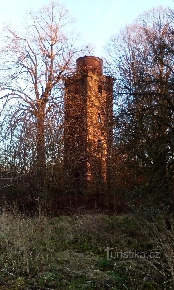 Ancien réservoir de Dražkovice