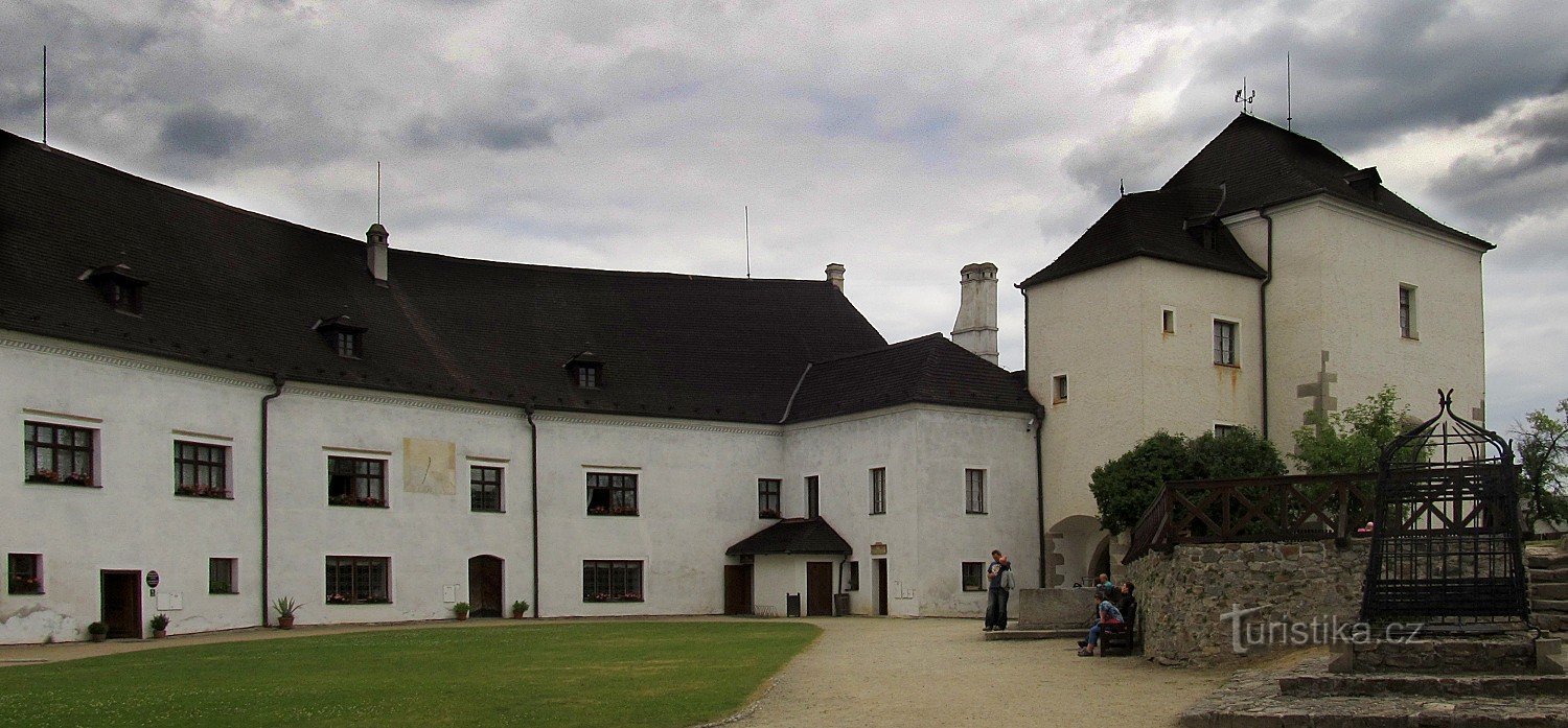 Det gamla slottet i Nové Hrady