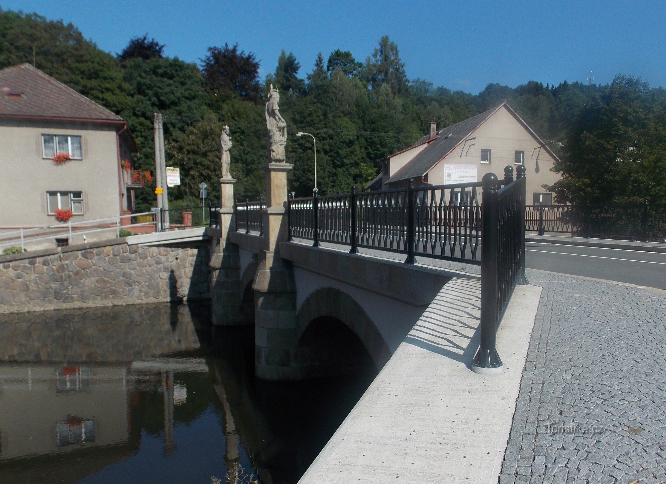 De oude brug in Jablonné nad Orlicí