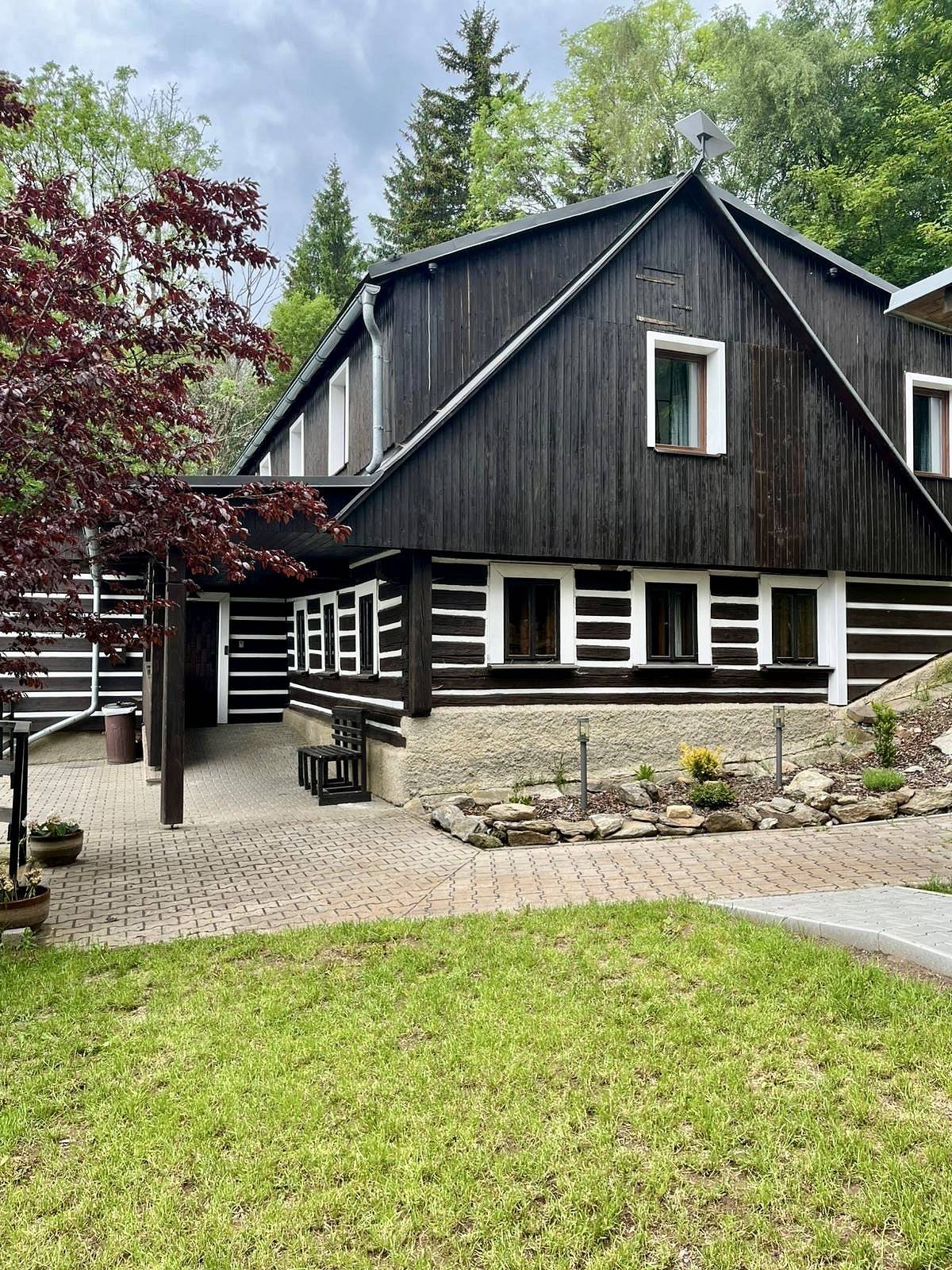 Štěpánka - Chalet &amp; SPA letní