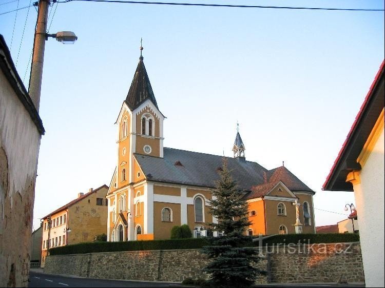 Štěpánkovice - kyrka