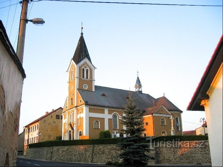 Štěpánkovice - templom