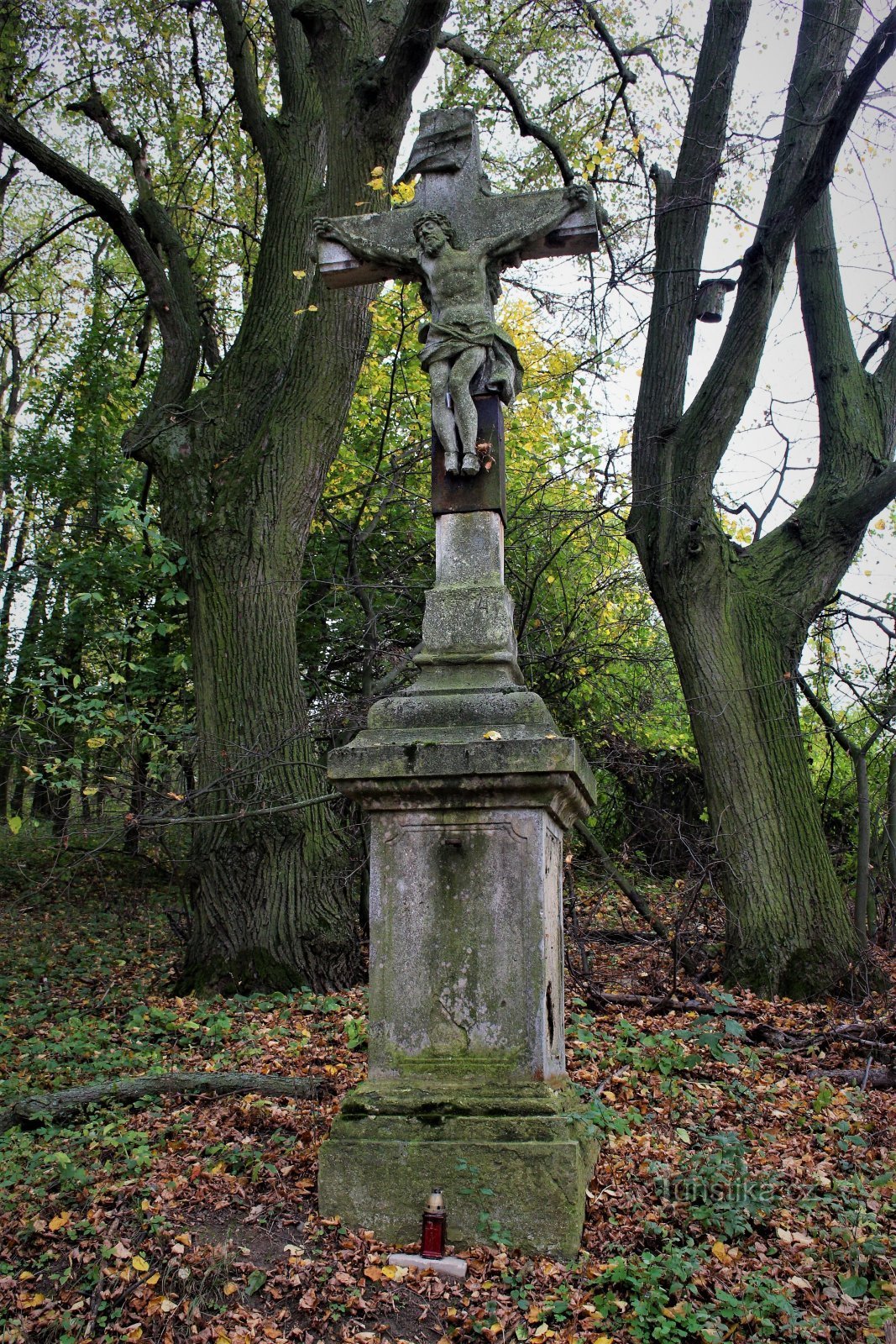 Stern Cross