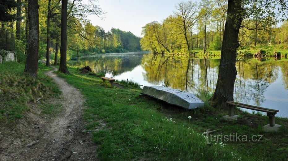 Sentier Lužnice, étape 1 Planá - Tábor