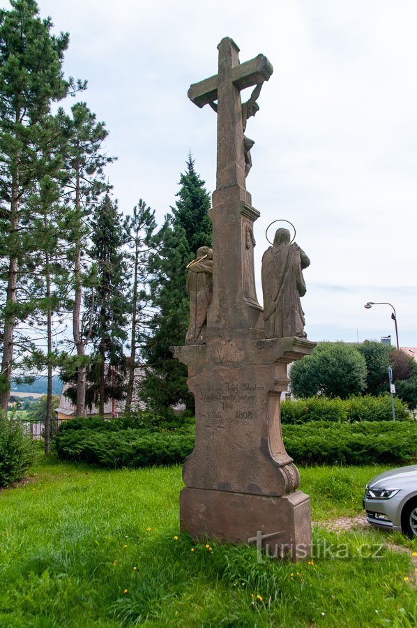 Ščiti - steber s Kalvarijo