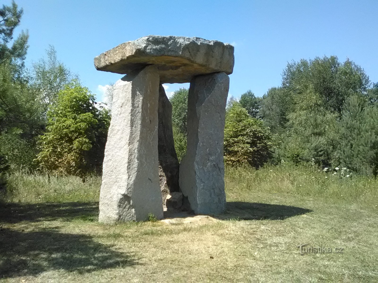 Stonehenge in Holašovice