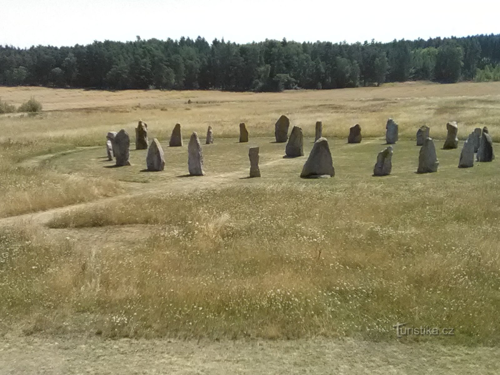 Stonehenge à Holasovice