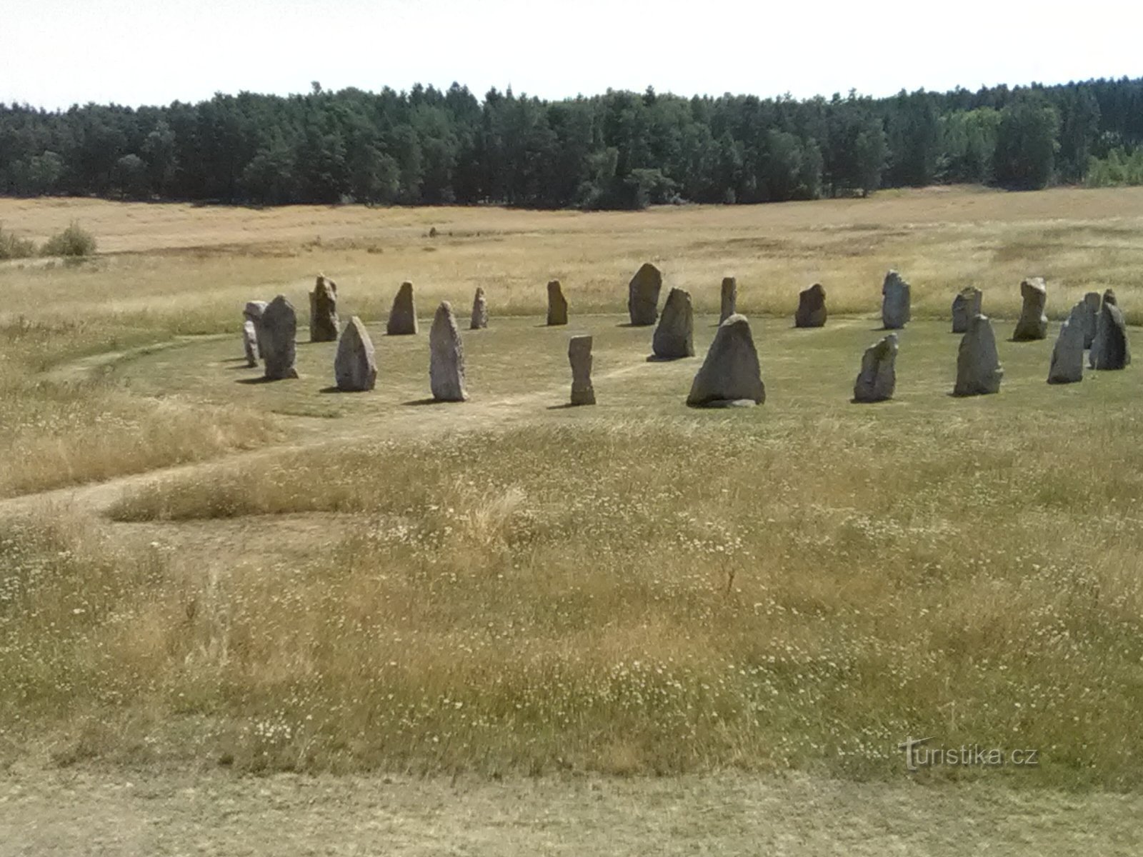 Stonehenge Holašovicessa