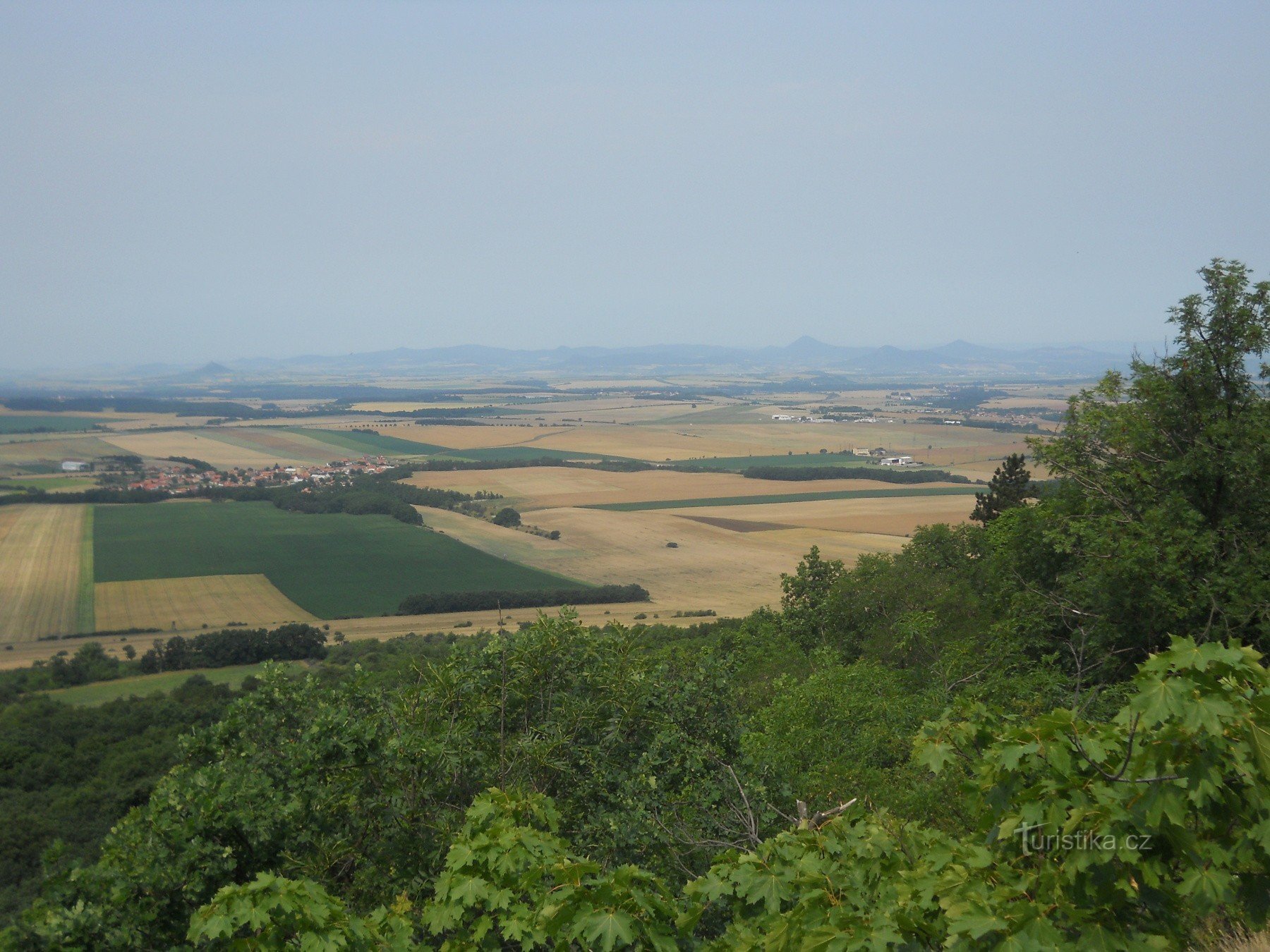 Urcăm sus