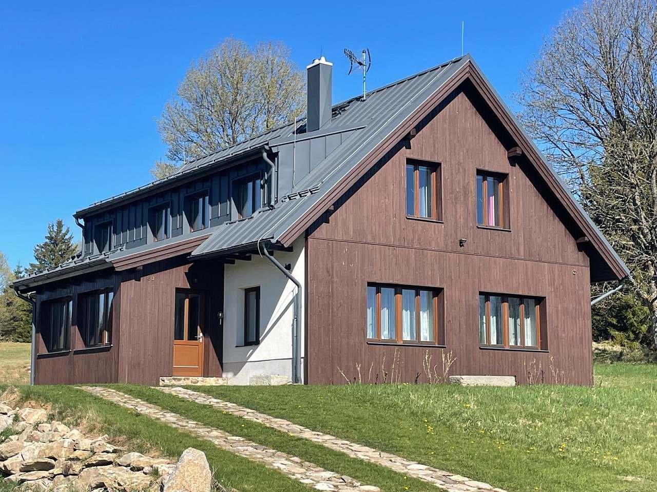 Stožec 83
