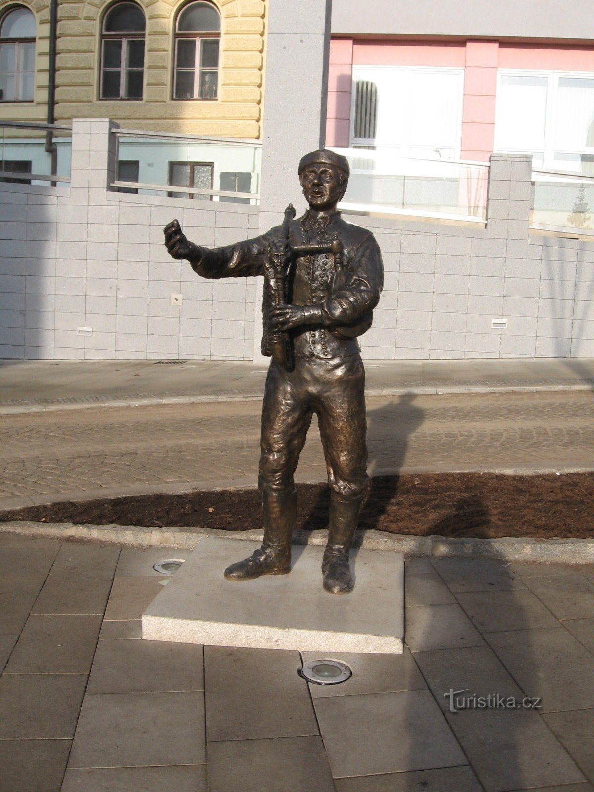 STRAKONICKY DUDÁK PÅ TORGET