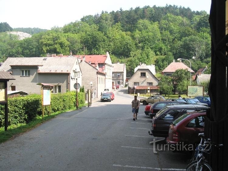 Štramberk - Národní sad - riktning Trúba: Nationellt naturmonument, öppnade 1922