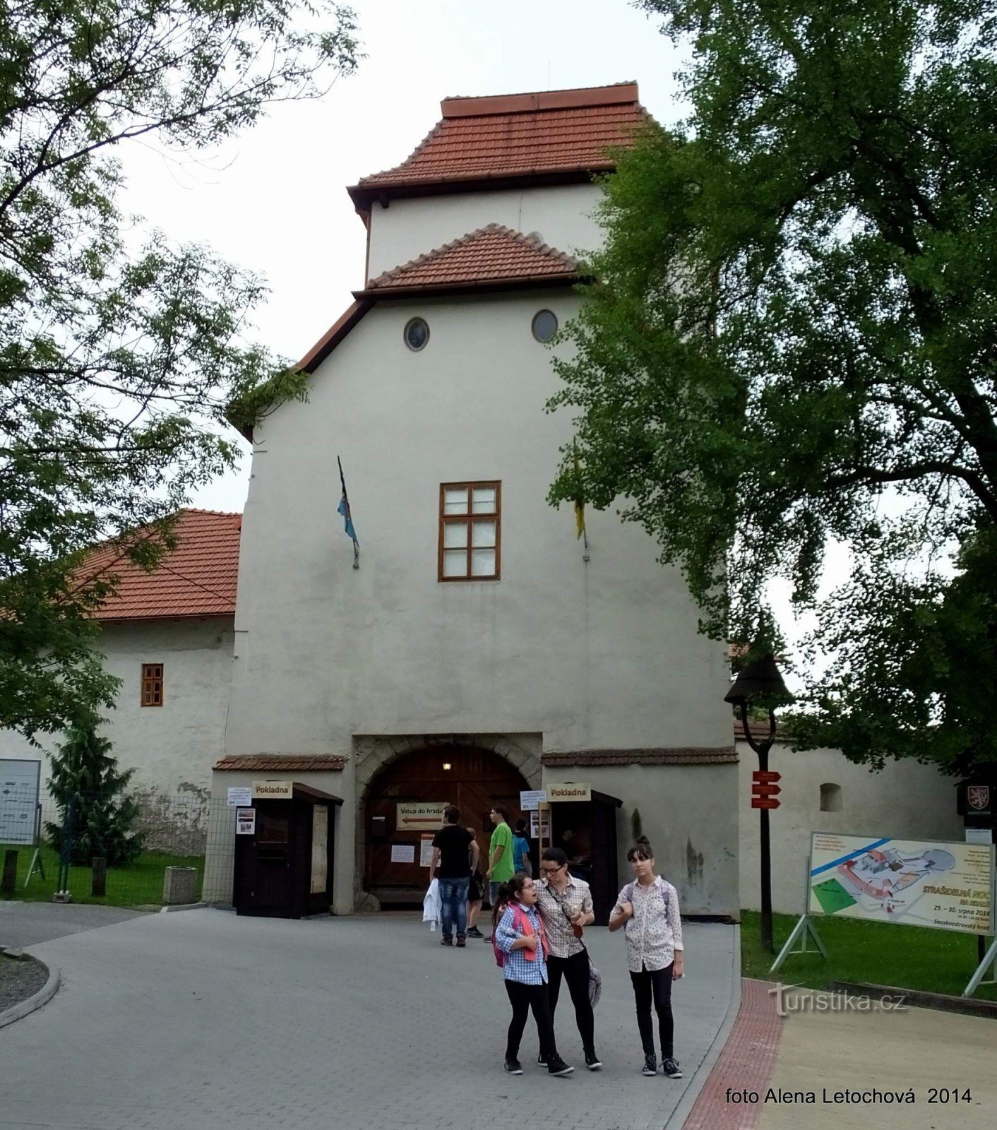 Noche espeluznante en el castillo de Silesia Ostrava